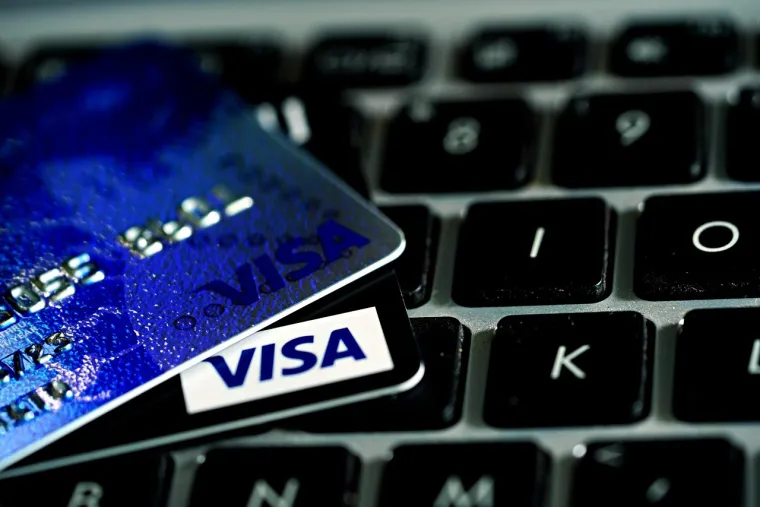 Prevaranti bez problema dolaze do tuđeg novca: Ovo je 30 najčešćih online prevara