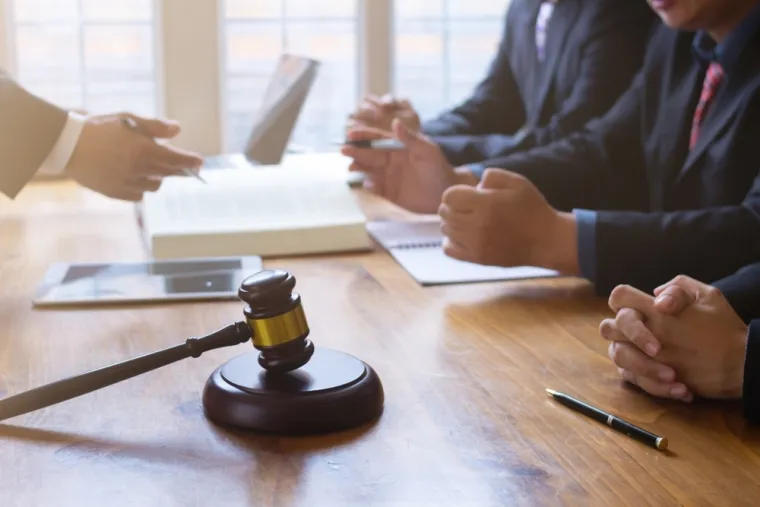 Ovih 18 poslova uskoro će zamijeniti tehnologija: Pet je zanimanja i dalje za&scaron;tićeno