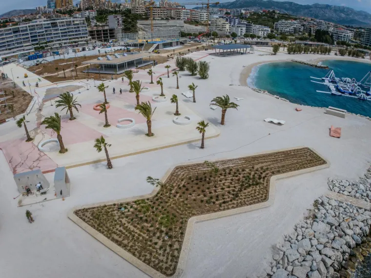 Sunce, more i žnjanska vibra: Pogledajte kako izgleda dan na novoj splitskoj plaži