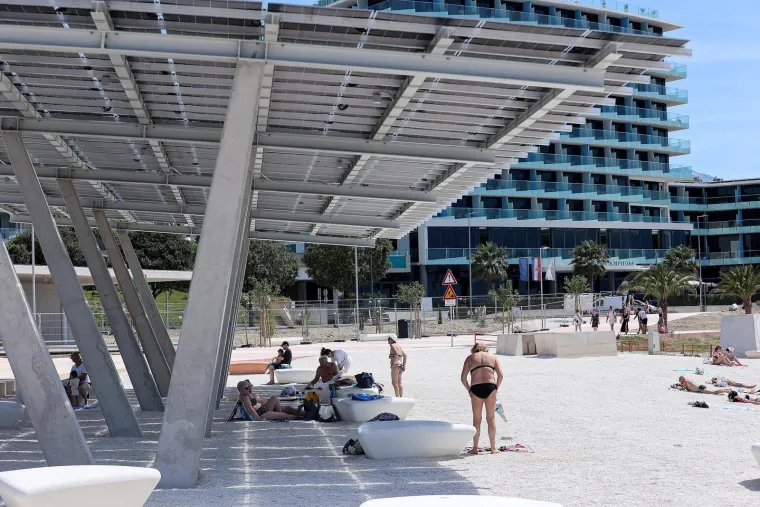 Sunce, more i žnjanska vibra: Pogledajte kako izgleda dan na novoj splitskoj plaži