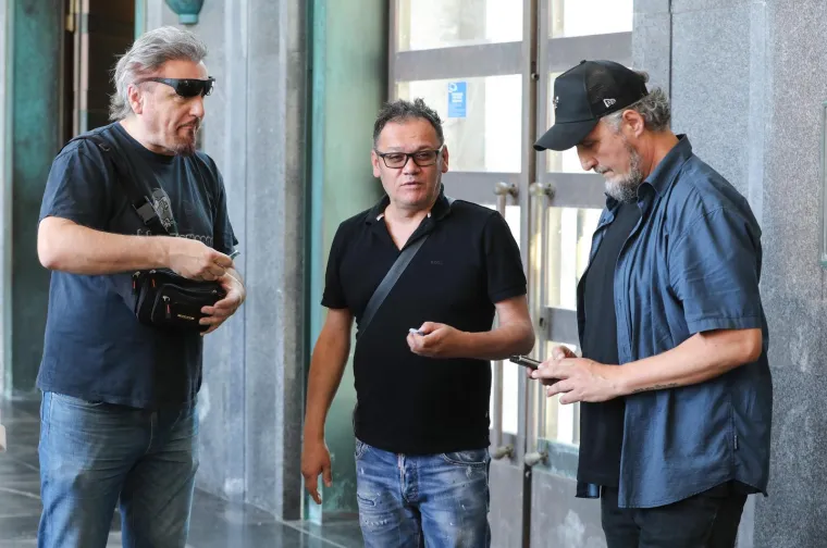 Poznati zavijeni u crno: Posljednji ispraćaj glazbene legende