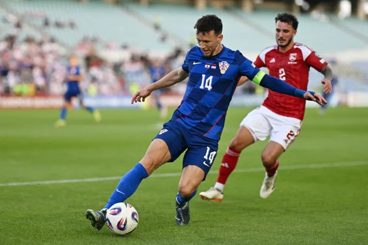 Pogledajte reakciju Majera kad je promašio gol: Izraz lica govori sve