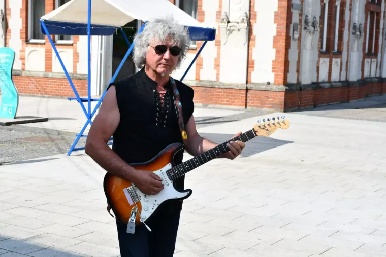 Svi su gledali samo u nju: Ljepotica iz Čakovca u ljetnoj haljini ukrala show