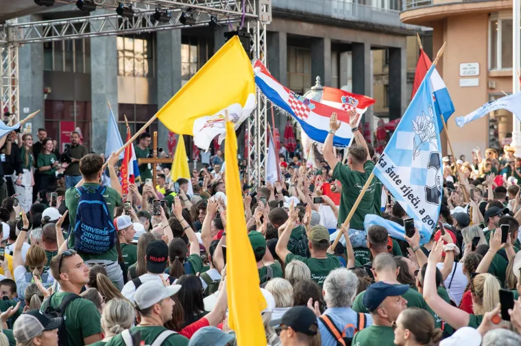 Nestvarni prizori iz Zagreba: Ovo nije nikakav prosvjed! Ovako izgleda 'hrvatski Camino'