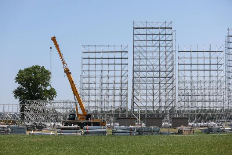 Krenule pripreme za Thompsona! Ovako napreduju pripreme za koncert na Hipodromu