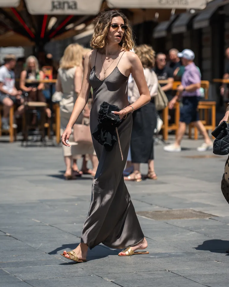 Centar Zagreba nikad nije bio ovako vruć: Zgodne dame u ljetnim kombinacijama osvojile &scaron;picu