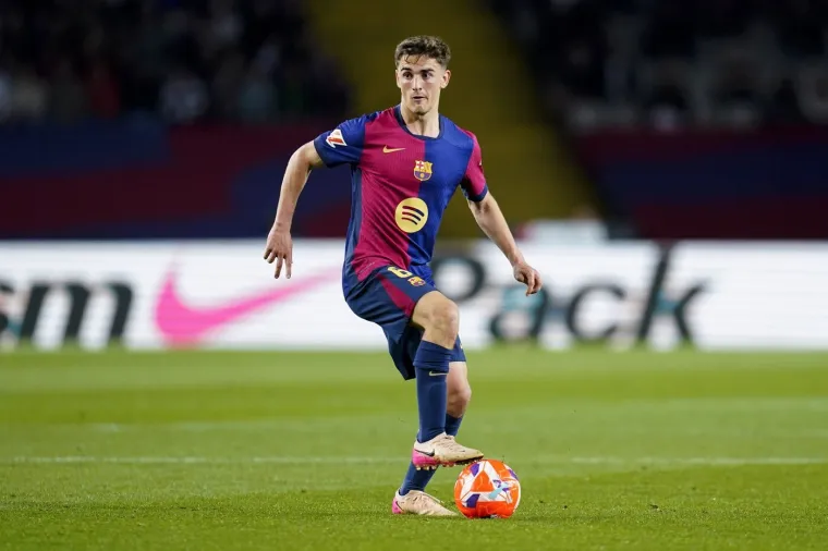 Tajna ljubav nogometne zvijezde i studentice Ane zasjenila kraljevsku romansu!