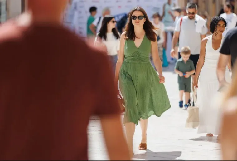 Vruće hlačice bile su hit u Zadru, a jedna ih je djevojka nosila savršeno