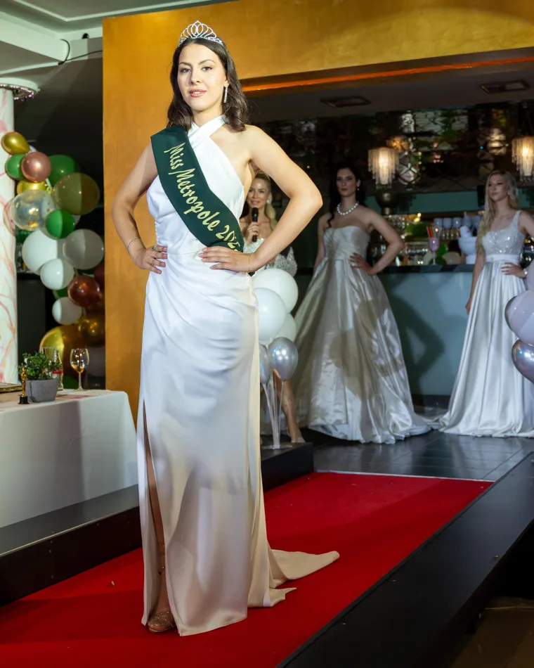 Koliko atraktivnih djevojaka na jednom mjestu! Pogledajte kako je izgledao izbor za Miss Metropole