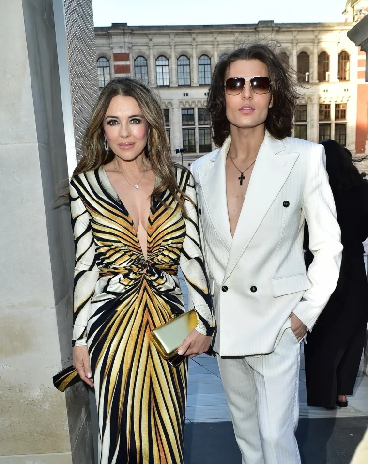 Elizabeth Hurley u sedmom desetljeću žari i pali: Ovako je govorila o estetskim korekcijama