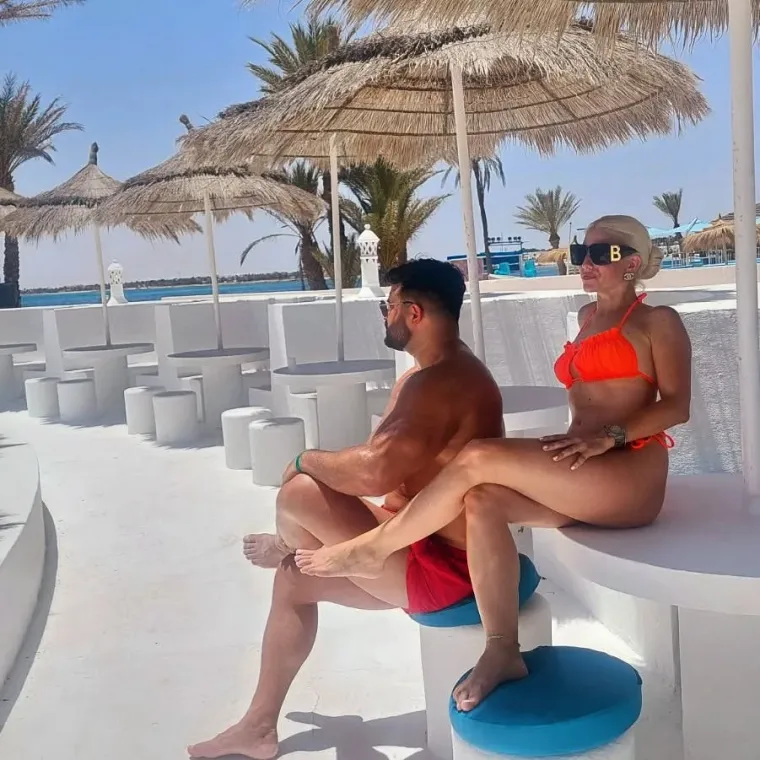 Ervin Mujaković ljubi biv&scaron;u misicu: Samozatajna plavu&scaron;a voli modu i luksuz