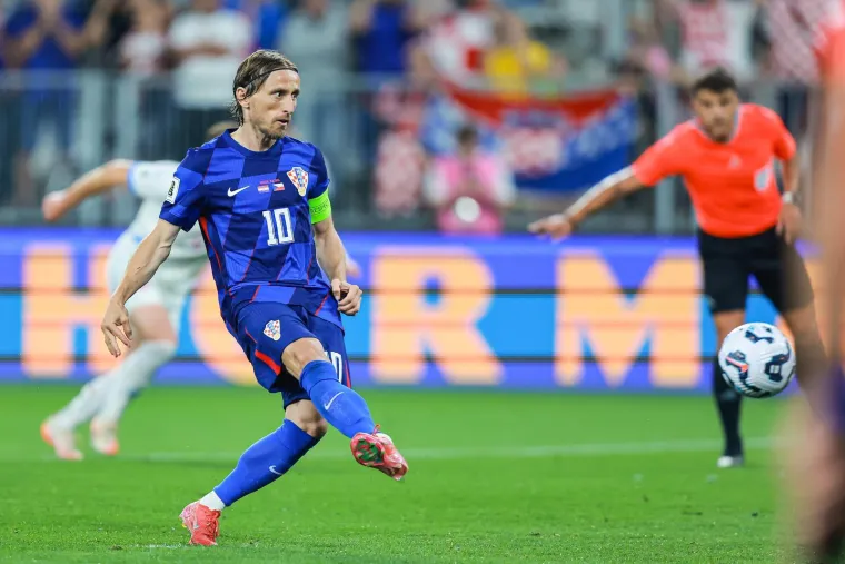 Modrić izazvao delirij nakon izlaska iz sudnice: Jedna žena se ba&scaron; potrudila uslikati Luku