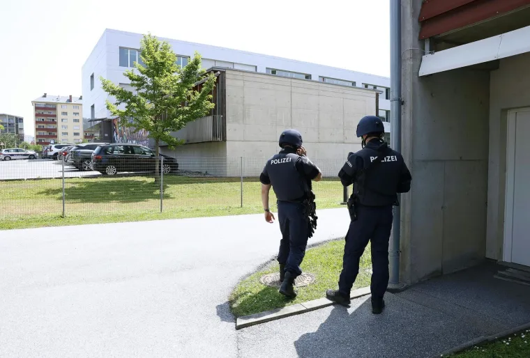 Dignuti i policijski helikopteri: Ovako izgledaju ulice Graza nakon stravičnog pokolja u školi