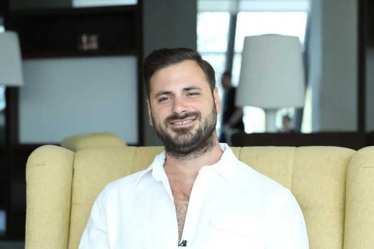 Od bullyinga u &scaron;koli do milijuna na računu: Kako je Stjepan Hauser izgledao na početku karijere?