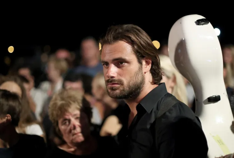 Od bullyinga u školi do milijuna na računu: Kako je Stjepan Hauser izgledao na početku karijere?