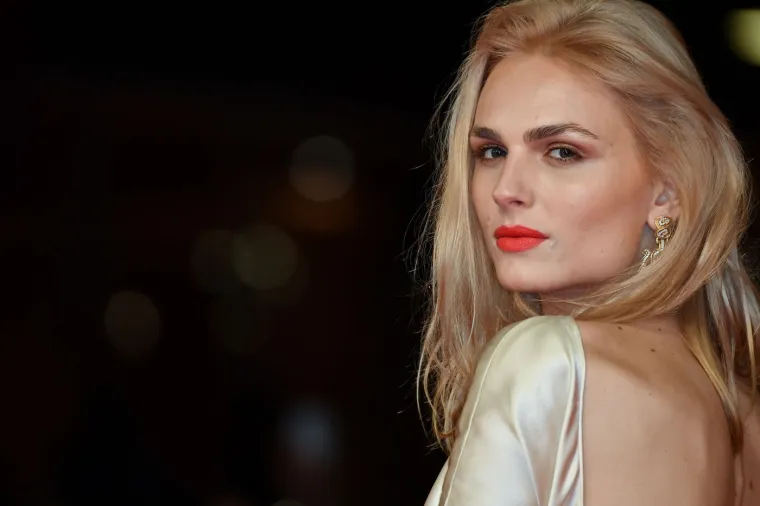 Godinama harala modnim pistama, promijenila spol, a danas je malo tko može prepoznati. Kako izgleda Andreja Pejić?