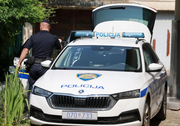 Pogledajte uhićenje Josipa &Scaron;korića: Zanimljivo koju je knjigu ponio sa sobom