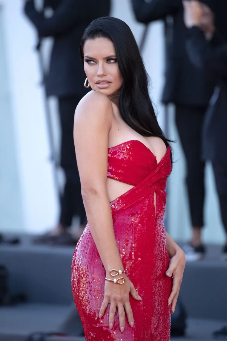Od svjetske ljepotice do botoks kraljice: Kako danas izgleda Adriana Lima?