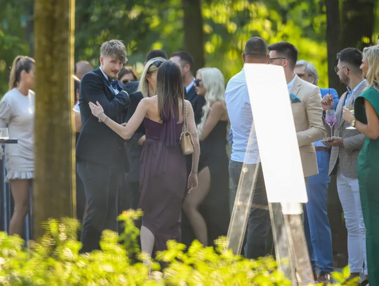 Tri godine bračne idile: Ovako su izgledali Tin Jedvaj i njegova suputnica na dan vjenčanja