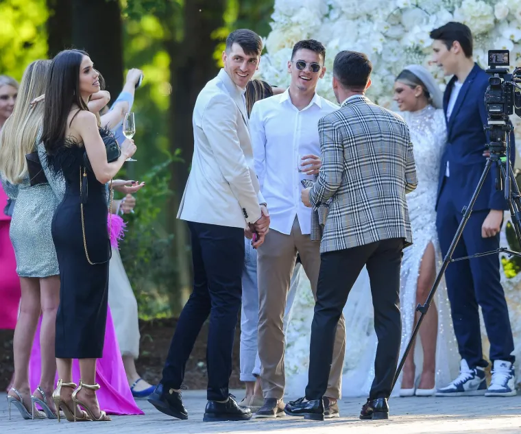 Tri godine bračne idile: Ovako su izgledali Tin Jedvaj i njegova suputnica na dan vjenčanja