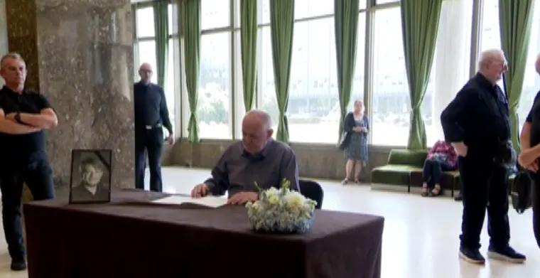 Neutješna kći Matije Dedića nije mogla sakriti tugu na komemoraciji