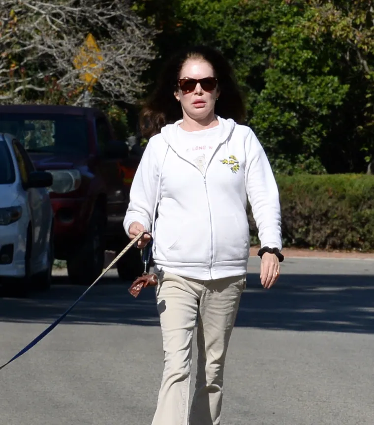 Život je nije mazio, a estetske operacije su je uni&scaron;tile: Ovako danas izgleda jedna od omiljenih ljepotica 90-ih