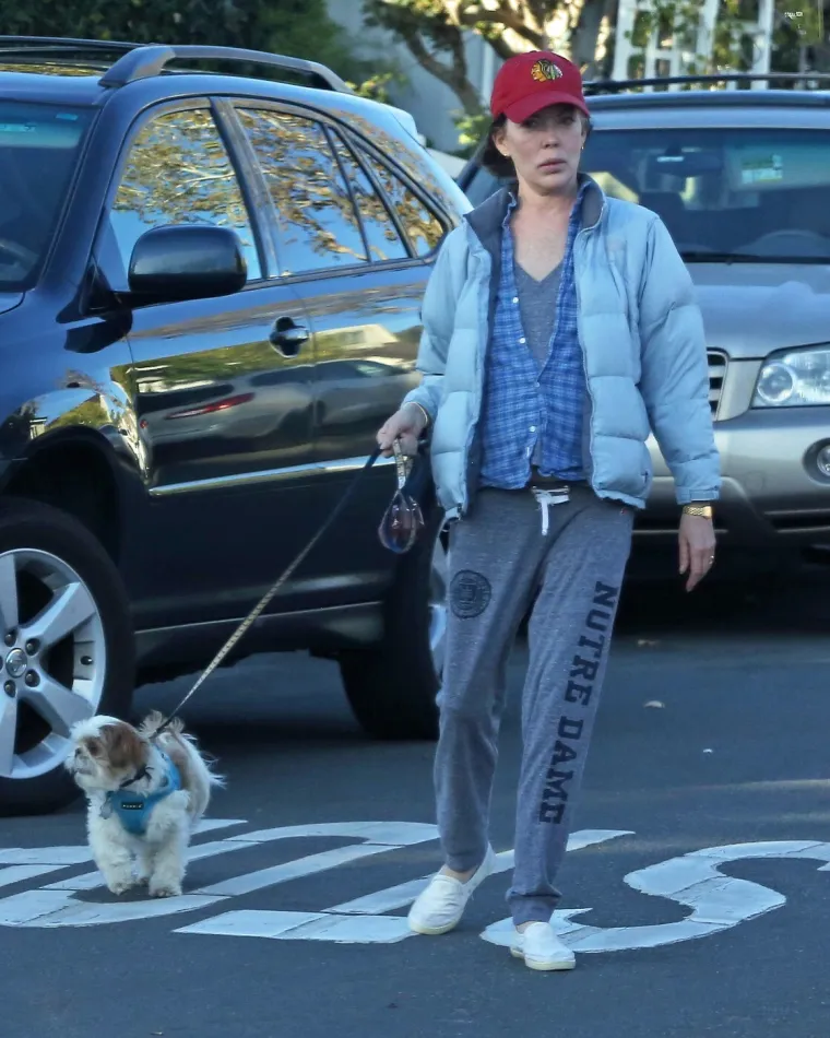 Život je nije mazio, a estetske operacije su je uni&scaron;tile: Ovako danas izgleda jedna od omiljenih ljepotica 90-ih