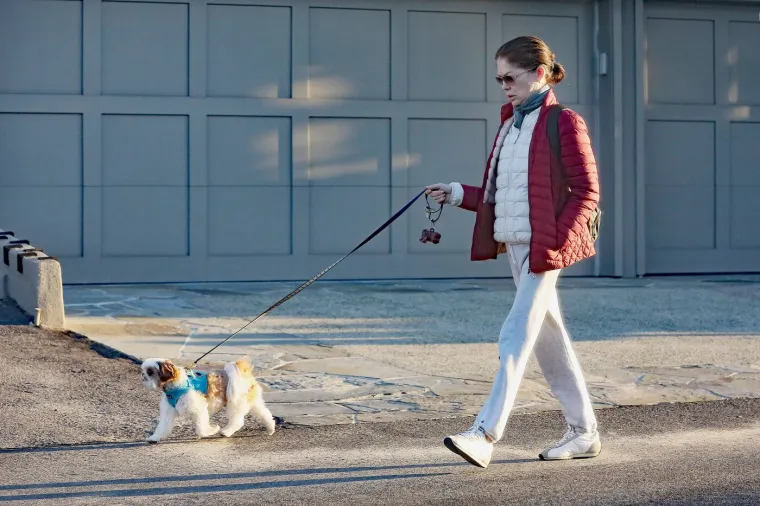 Život je nije mazio, a estetske operacije su je uni&scaron;tile: Ovako danas izgleda jedna od omiljenih ljepotica 90-ih