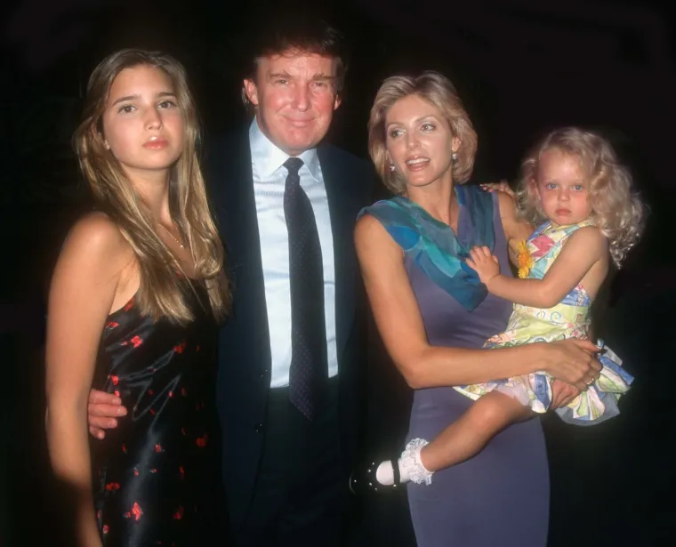 Trumpov i Ivanin brak bio je jedan od najskupljih u povijesti Amerike. Ivana je iz njega izašla noseći milijune, nekretnine te je nastavila svoju uspješnu poslovnu karijeru. Marla i Trump su se vjenčali 1993. i dobili kćerku Tiffany.