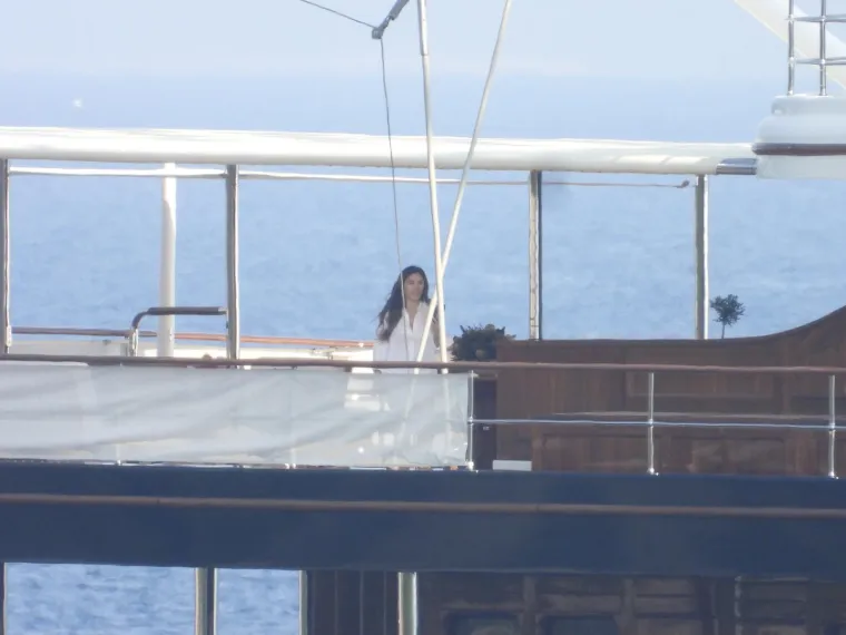 Nove fotografije Jeffa Bezosa i zaručnice Lauren Sanchez na Hvaru: Snimljeni romantični trenutci
