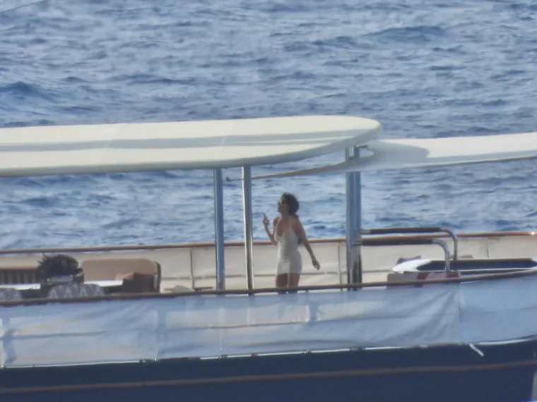 Nove fotografije Jeffa Bezosa i zaručnice Lauren Sanchez na Hvaru: Snimljeni romantični trenutci