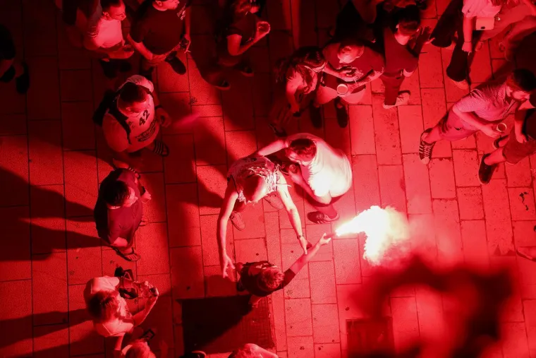 Ludnica u Zadru na dočeku prvaka: Gorio je Narodni trg, a nećete vjerovati gdje su se majstori popeli