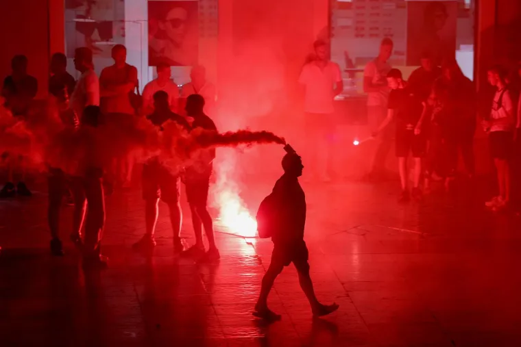 Ludnica u Zadru na dočeku prvaka: Gorio je Narodni trg, a nećete vjerovati gdje su se majstori popeli