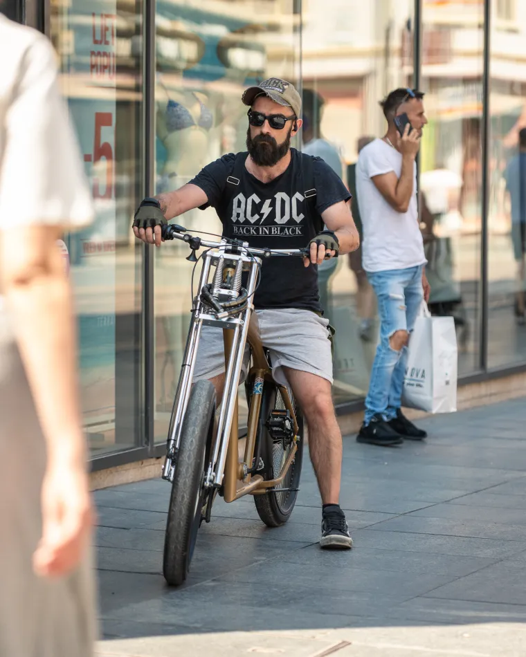 &Scaron;pica je 'gorjela' kao nikada! Tri ljepotice zavladale Zagrebom, nitko nije skidao pogled s njih
