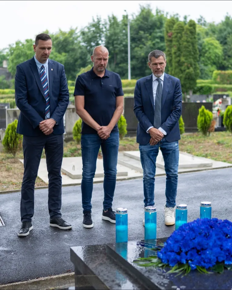 Legendarni igrač i trener Dinama te miljenik navijača napustio nas je prije točno 12 godina