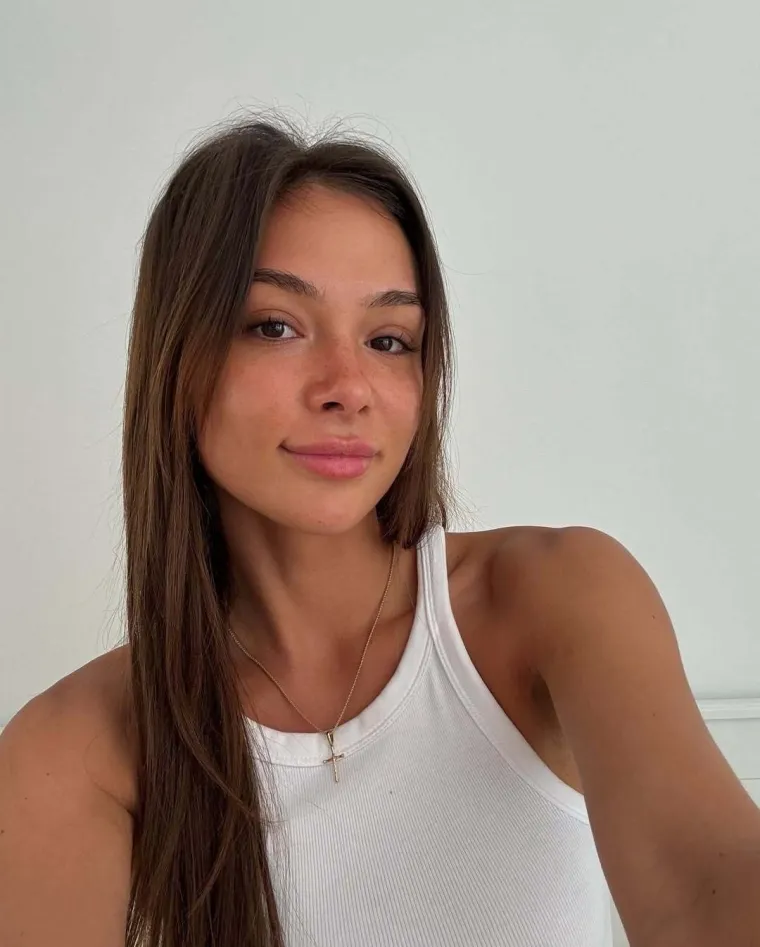 Bivši dečko tvrdi da je uzimala steroide: Atraktivna Anja nekoć je izgledala skroz drugačije