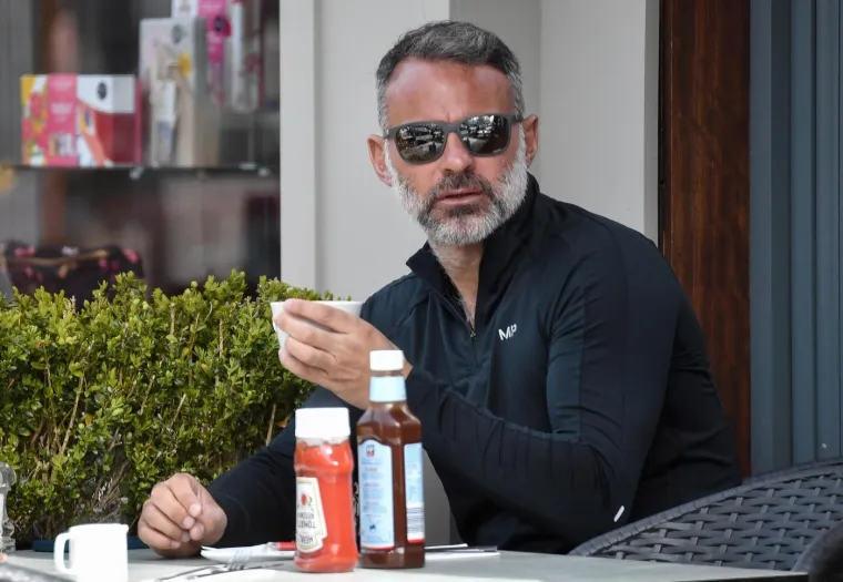 Izdajom i skandalima &scaron;okirao svijet! 8 godina imao aferu s bratovom suprugom: 'Ovisnik sam o ženama'