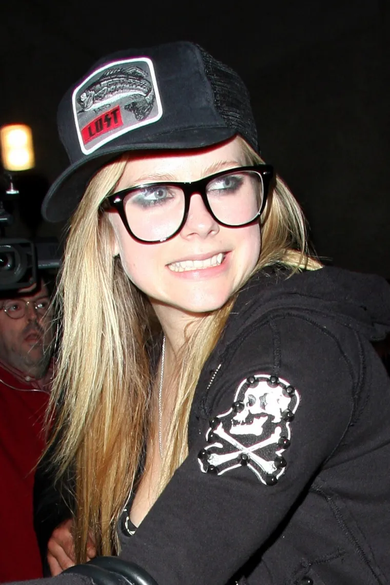 Svi su htjeli biti Avril Lavigne: Gdje je zvijezda za koju kruže teorije zavjere da je mrtva?