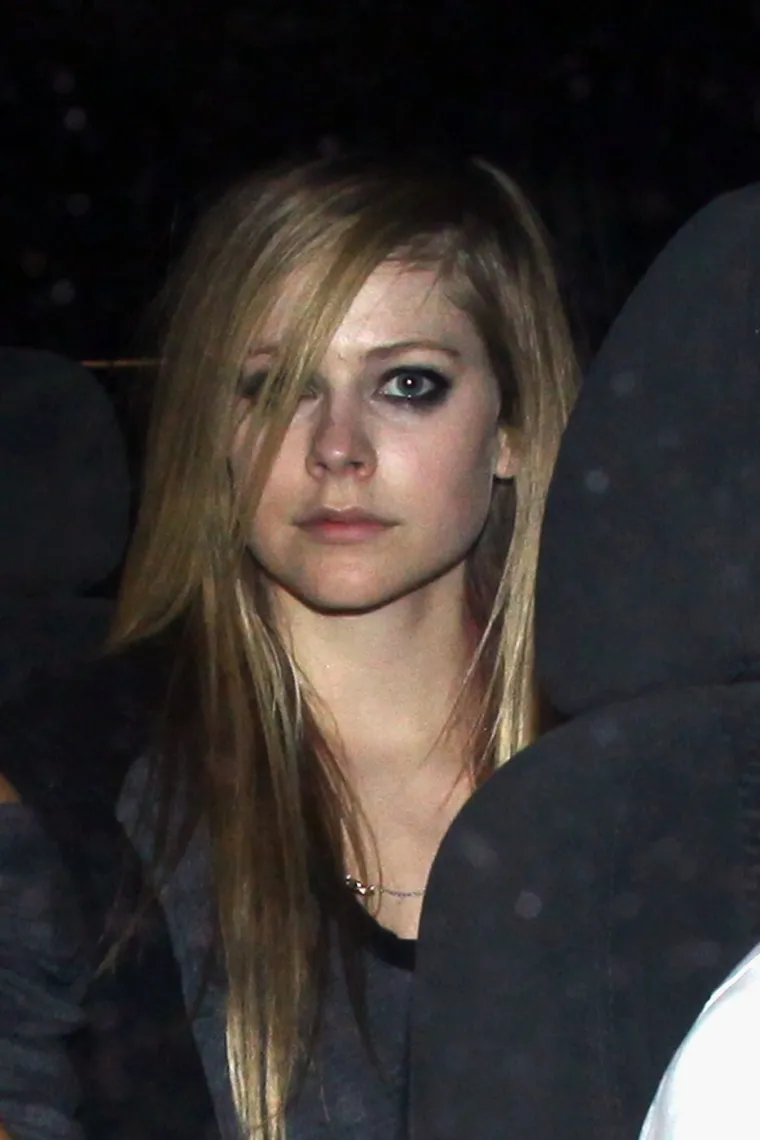 Svi su htjeli biti Avril Lavigne: Gdje je zvijezda za koju kruže teorije zavjere da je mrtva?