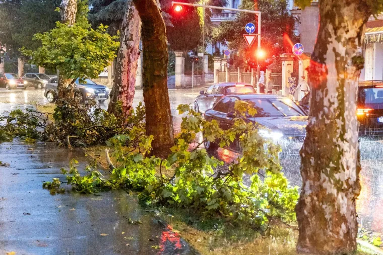 Zastra&scaron;ujuće posljedice razornog nevremena koje je poharalo Istru: Kao da je pro&scaron;ao tornado...