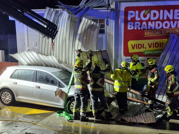 Zastrašujuće posljedice razornog nevremena koje je poharalo Istru: Kao da je prošao tornado...