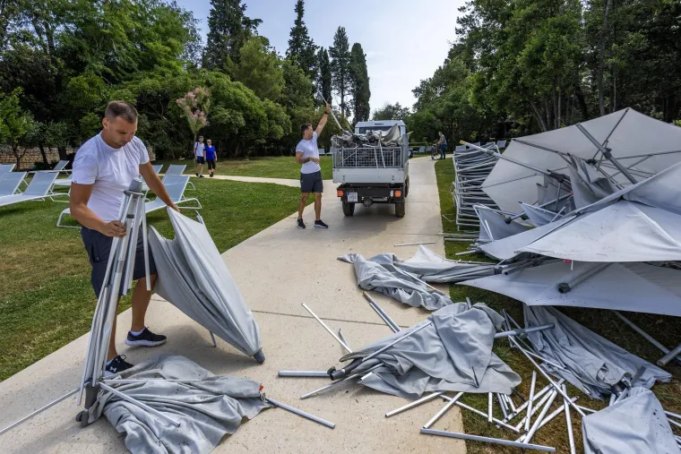 Zastra&scaron;ujuće posljedice razornog nevremena koje je poharalo Istru: Kao da je pro&scaron;ao tornado...