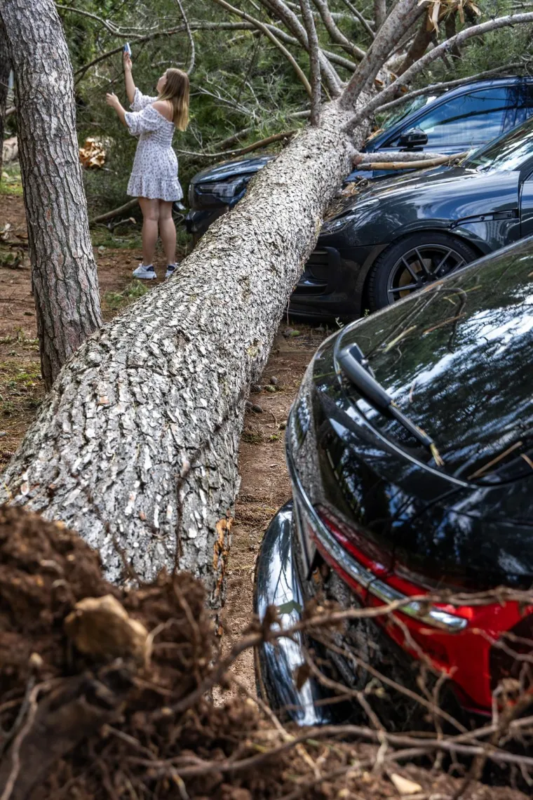 Zastra&scaron;ujuće posljedice razornog nevremena koje je poharalo Istru: Kao da je pro&scaron;ao tornado...