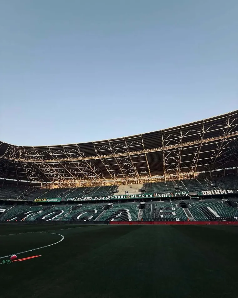 Ovako izgleda novi dom Brune Petkovića: Kocaelispor ima stadion kakav možemo samo sanjati