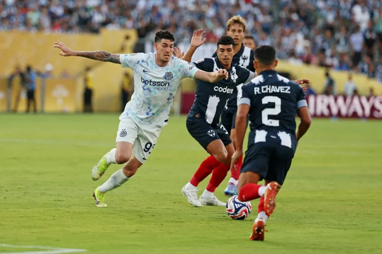 Sučić debitirao u Interovom dresu, pogledajte kako mu stoji: Jedan igrač je bio zvijezda večeri