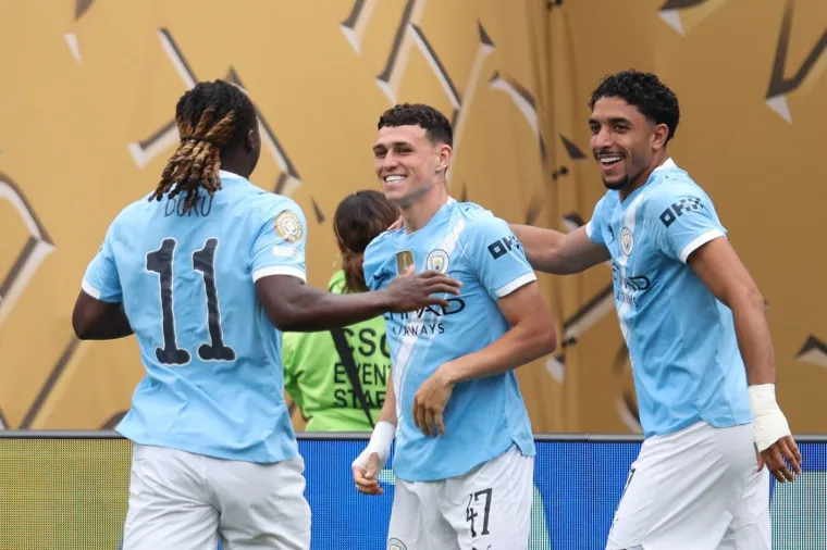 Pogledajte lice Gvardiola nakon &scaron;to je doznao da neće početi u prvih 11 na klupskom SP-u