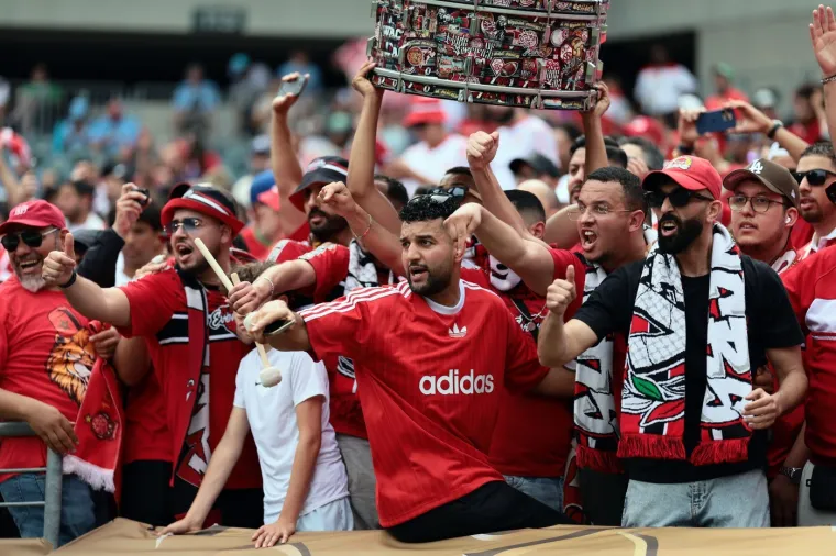 Pogledajte lice Gvardiola nakon &scaron;to je doznao da neće početi u prvih 11 na klupskom SP-u