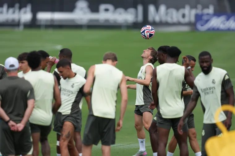 Publika u Miamiju pala u trans kad je Luka u&scaron;ao u igru! Ovo se rijetko viđa