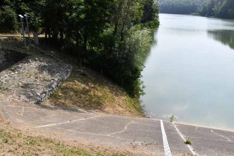 Misterij jezera Petnja: U zoru pronađeno tijelo, HGSS obustavio potragu za nestalim mladićem