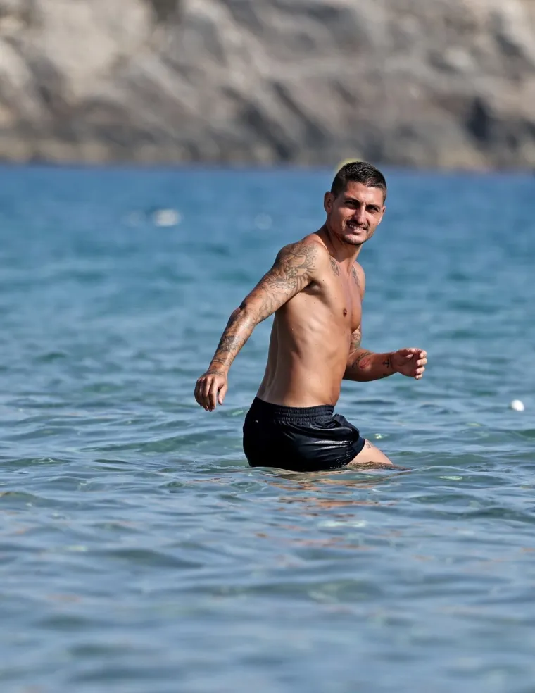 Ibrahimović pokazao isklesano tijelo u 44. godini, a poglede privlačila i supruga biv&scaron;eg suigrača